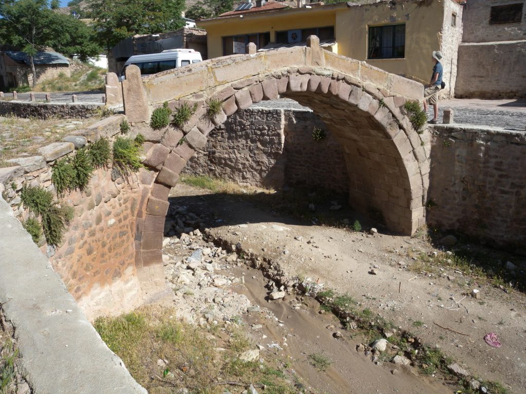 roman-bridge-at-sille-6